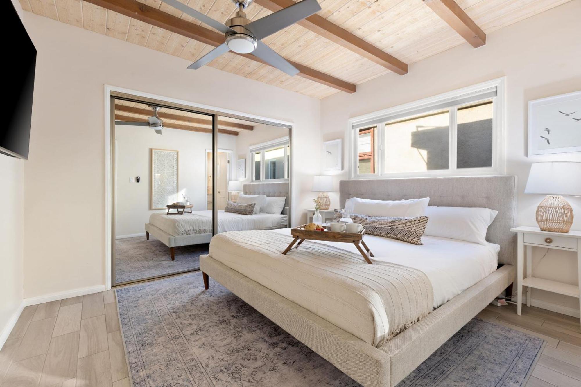 Mission Point 2 By Avantstay Mission W Large Balcony Steps To Holiday home