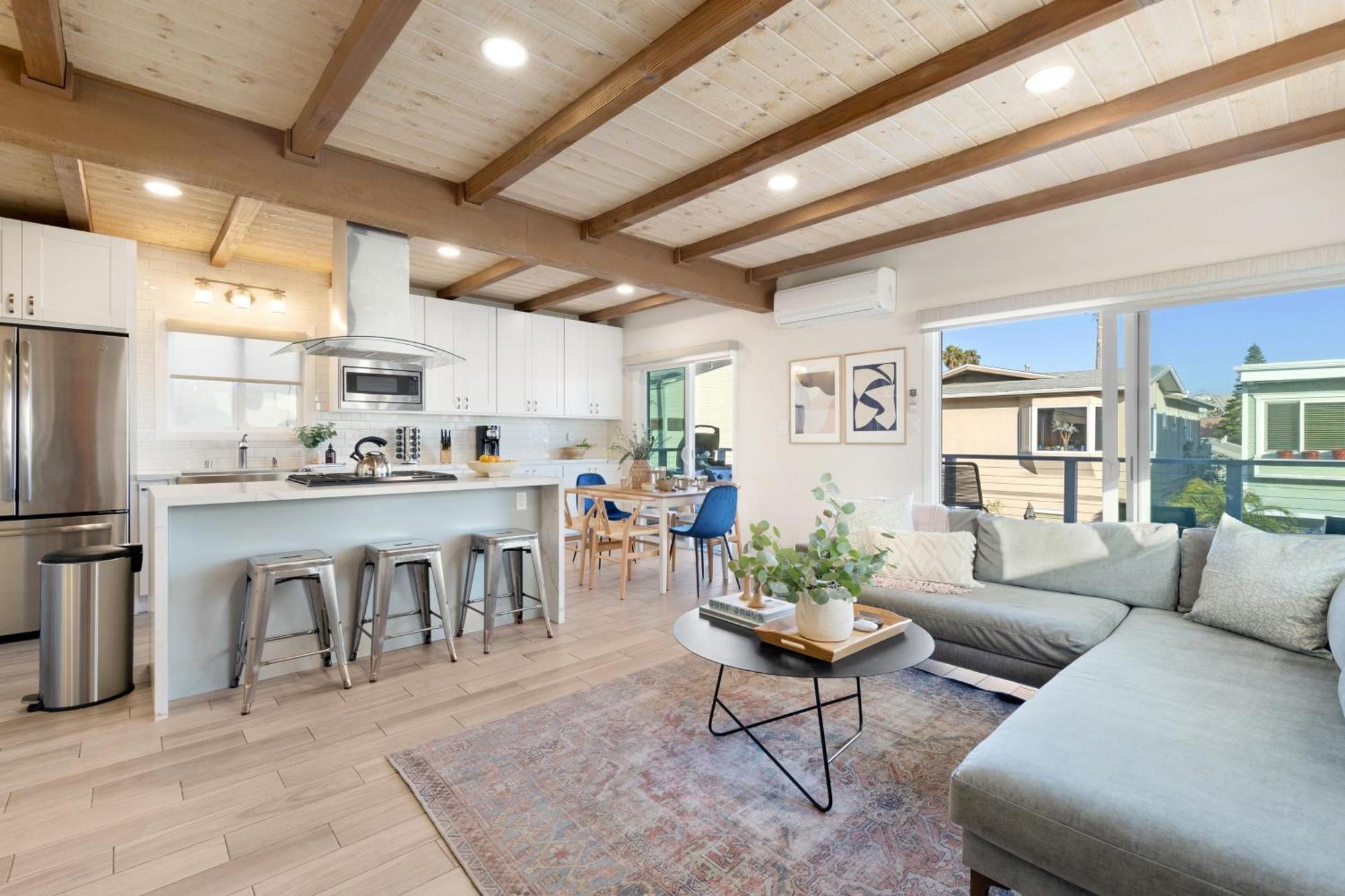 Holiday home Mission Point 2 By Avantstay Mission W Large Balcony Steps To San Diego