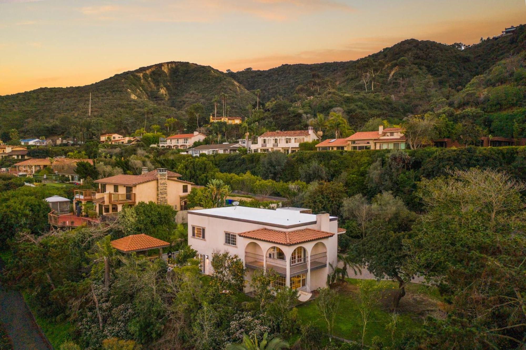 Valencia By Avantstay Entertainers Dream W Outdoor Kitchen Views Holiday home *