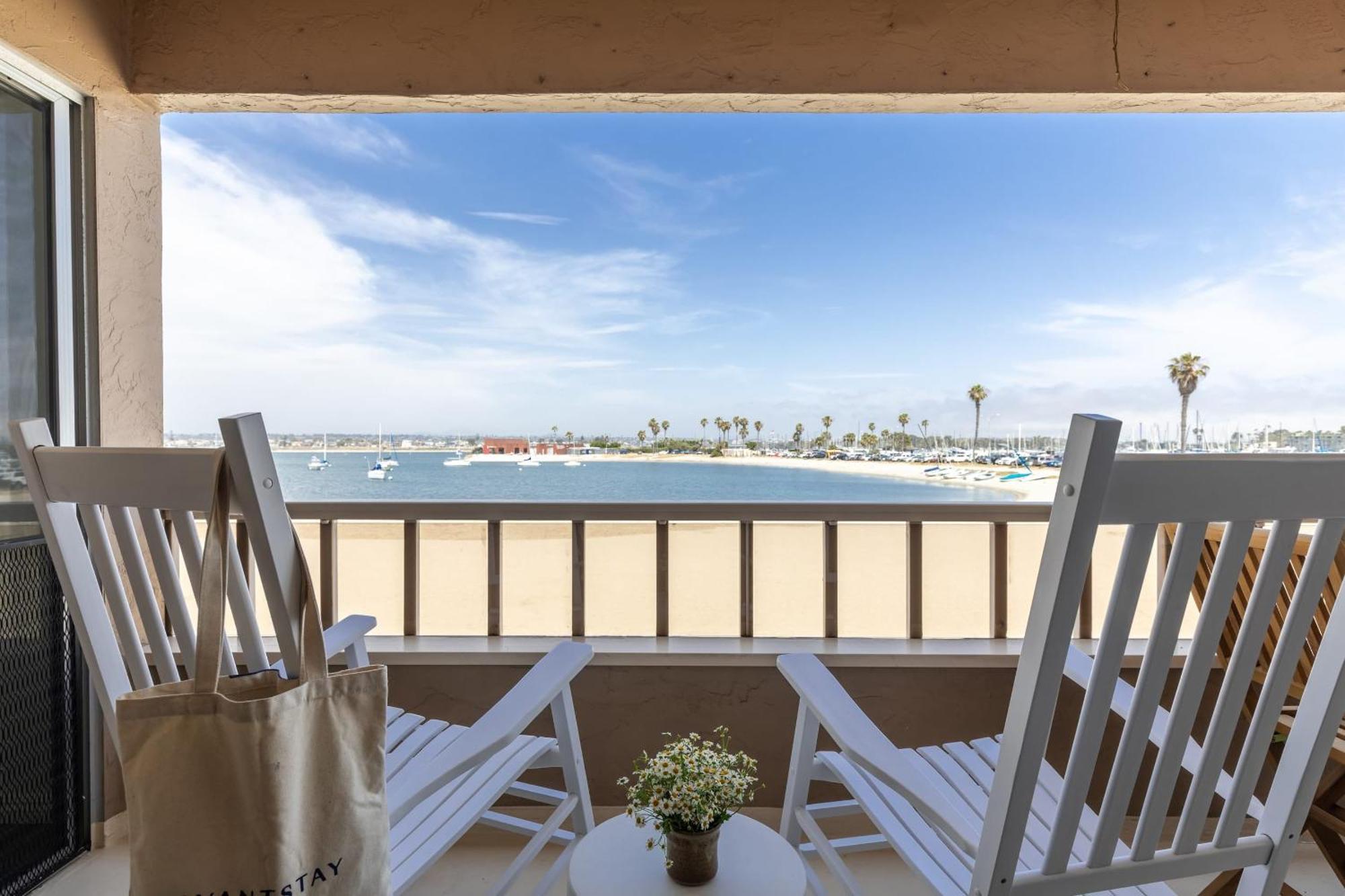 Bay View I By Avantstay Stylish Mission On The Holiday home