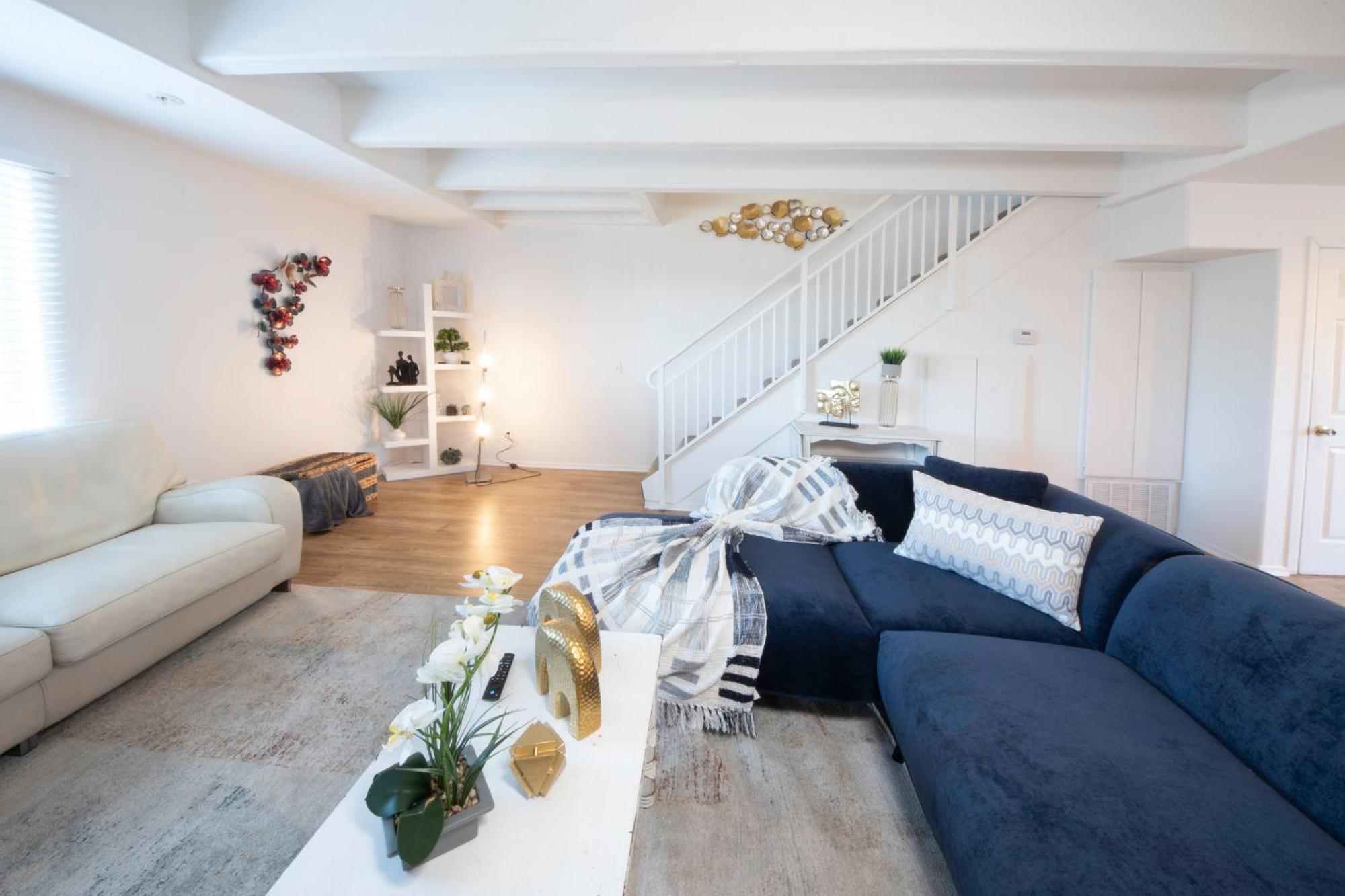 Apartment 201 Urban Retreat Just Steps From Little Italy
