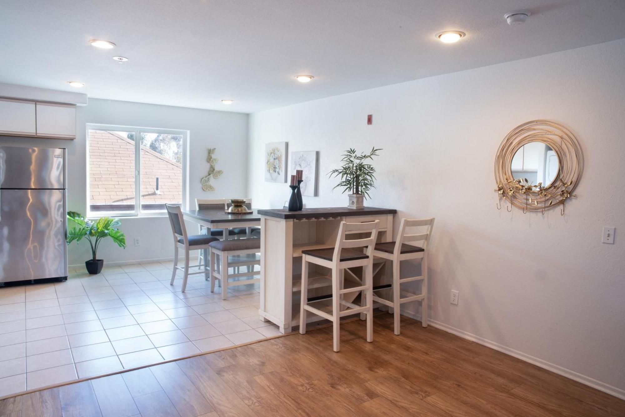 201 Urban Retreat Just Steps From Little Italy *