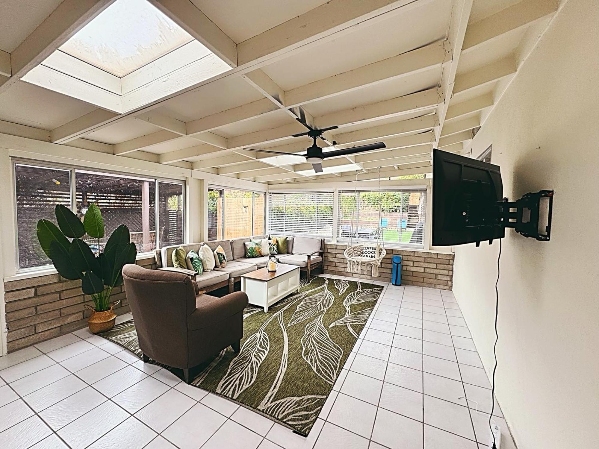 Comfortable 2bed In Duplex With Private Sunroom * San Diego