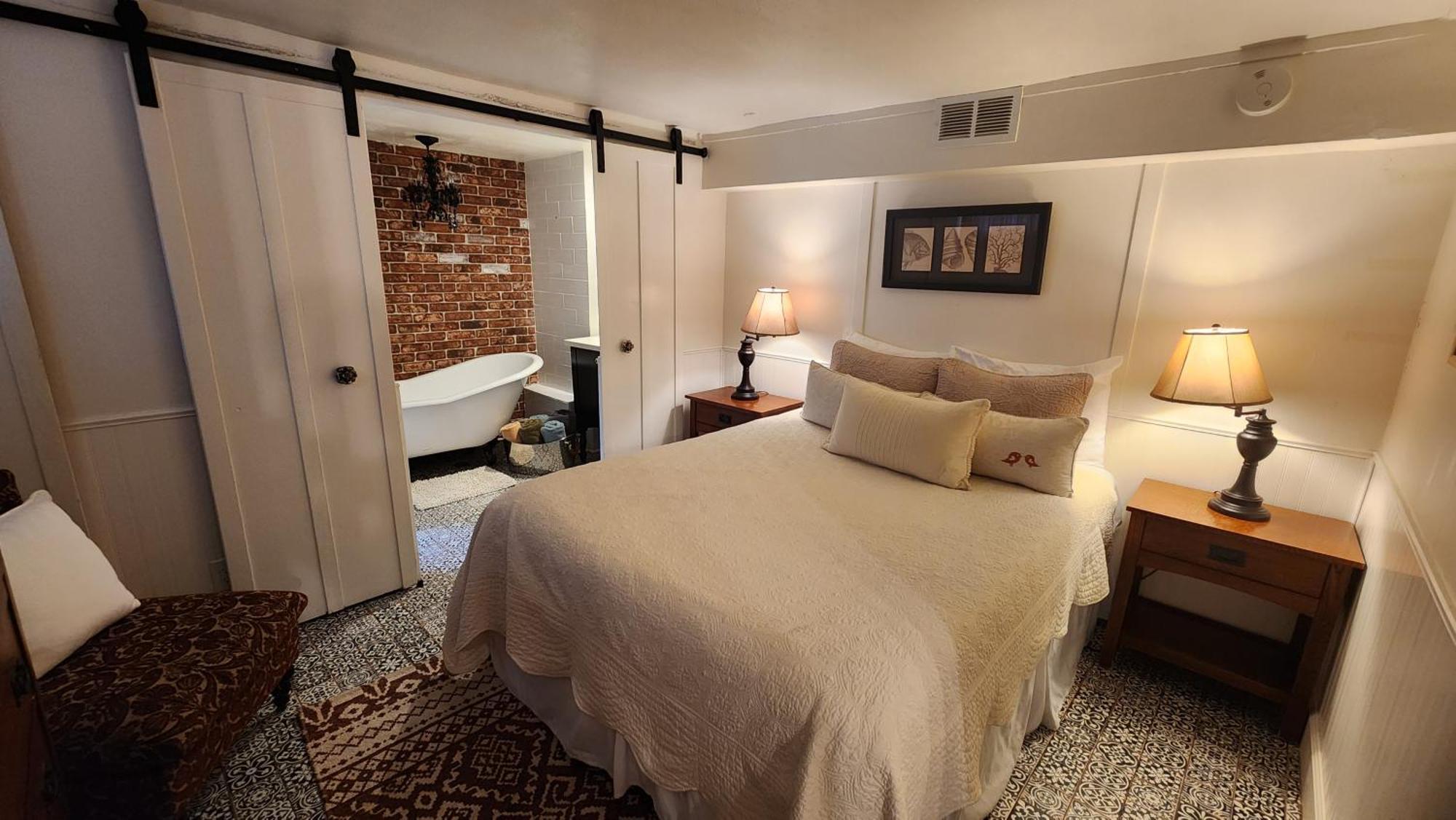 Redwood Hollow 3* San Diego
