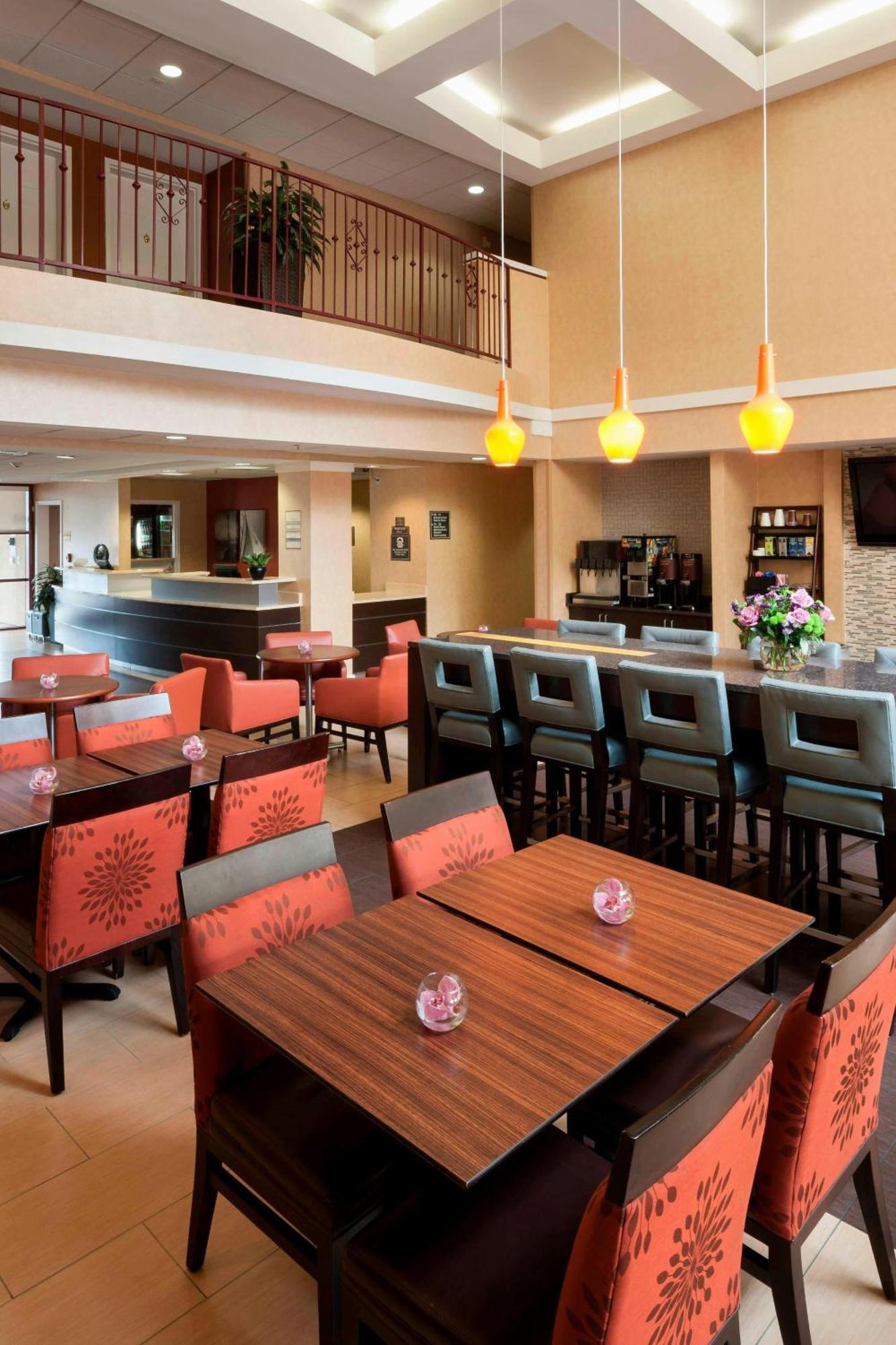 Hotel By Marriott Downtown San Diego