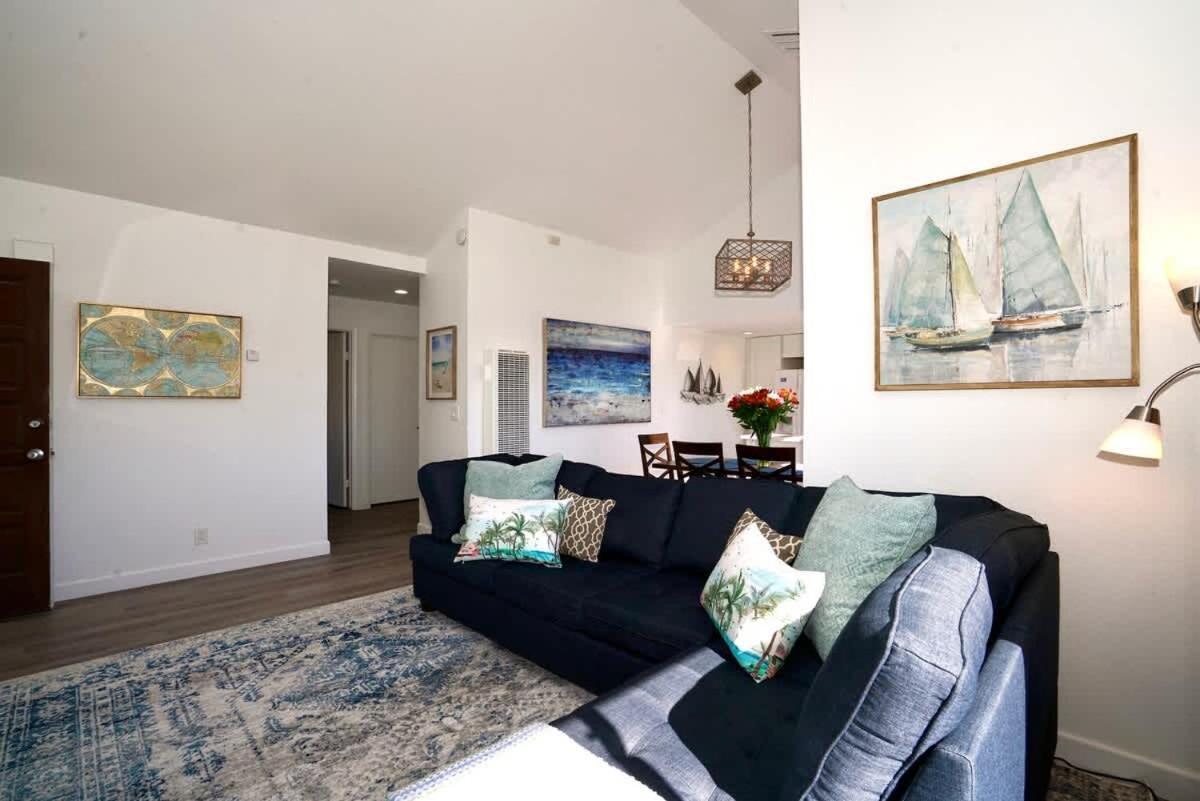 2bed 2bath Walking Distance To And Bay In Pb *