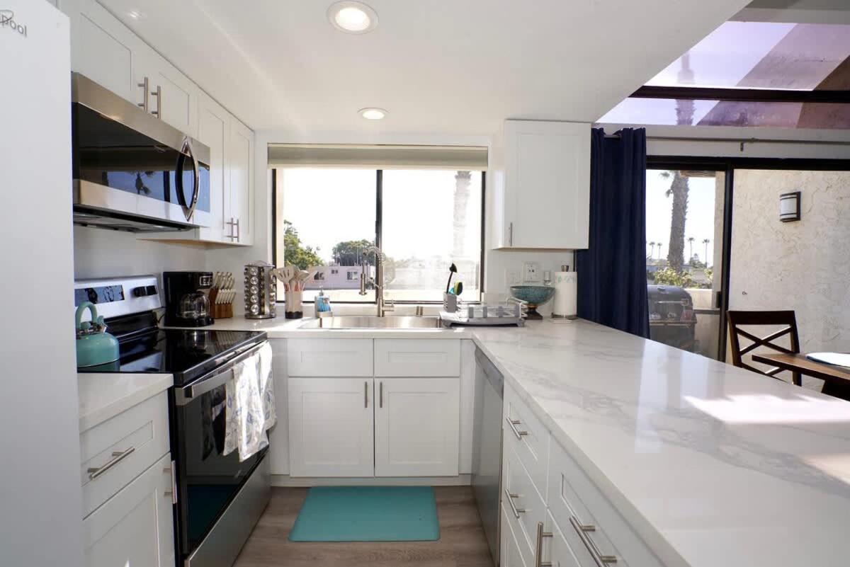 2bed 2bath Walking Distance To And Bay In Pb San Diego