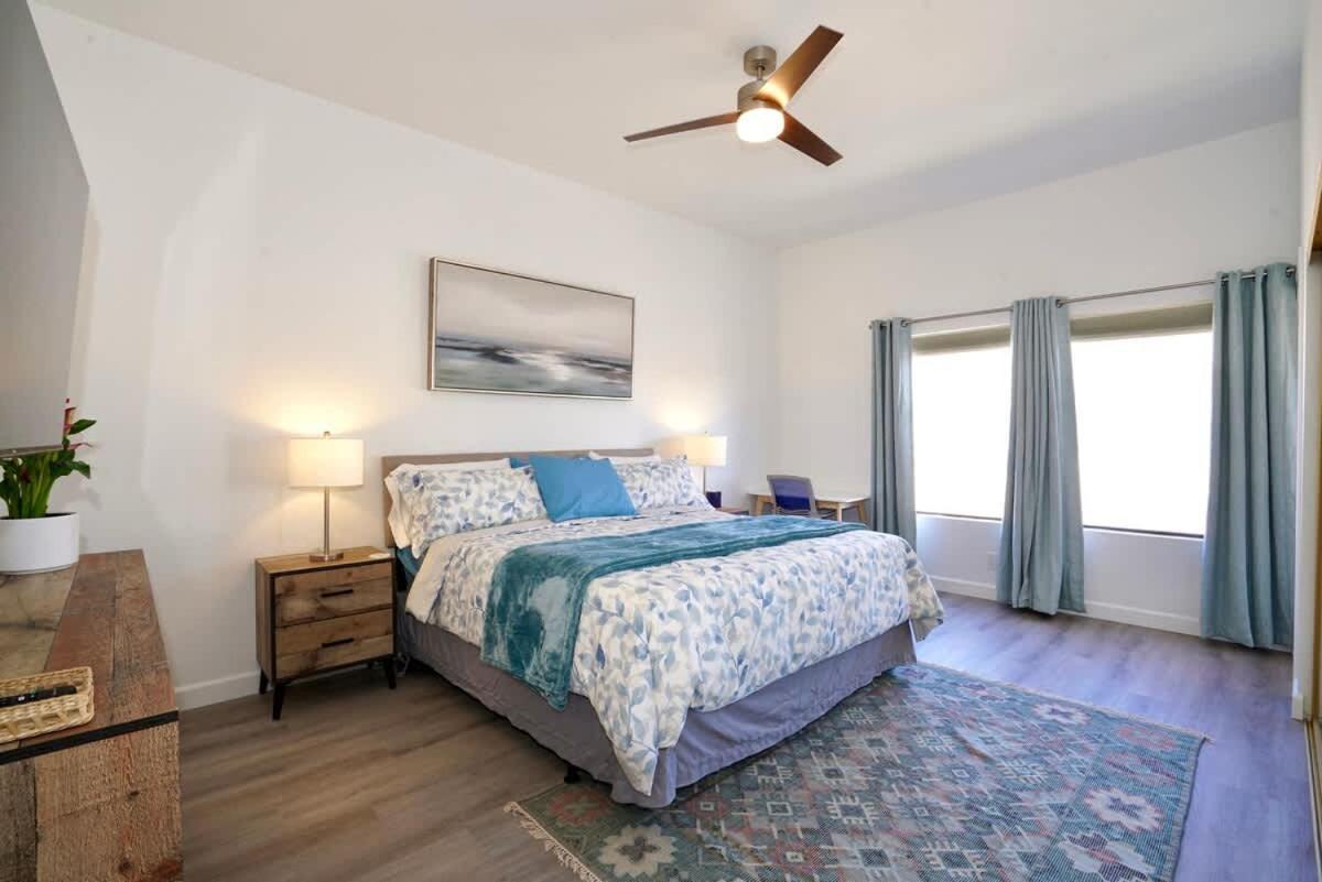 Apartment 2bed 2bath Walking Distance To And Bay In Pb *
