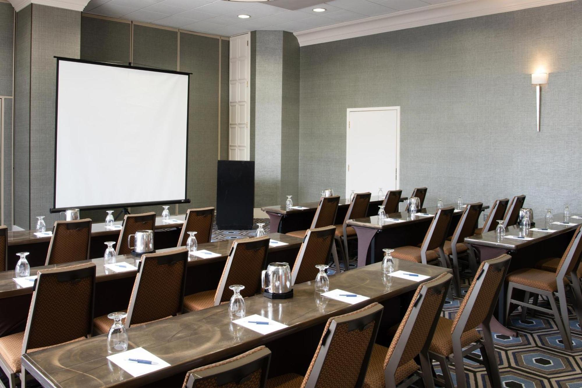 Sheraton Mission Valley Hotel