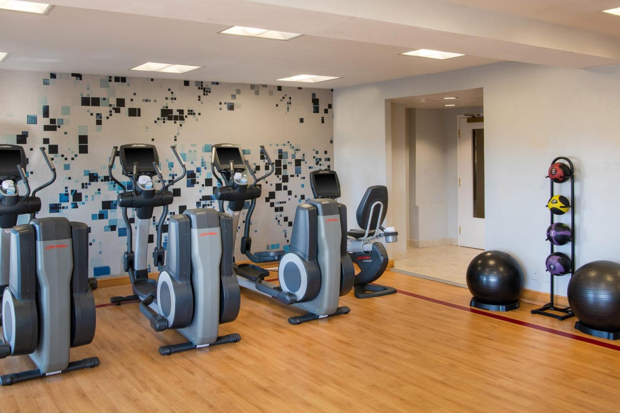 Sheraton Mission Valley 4* San Diego