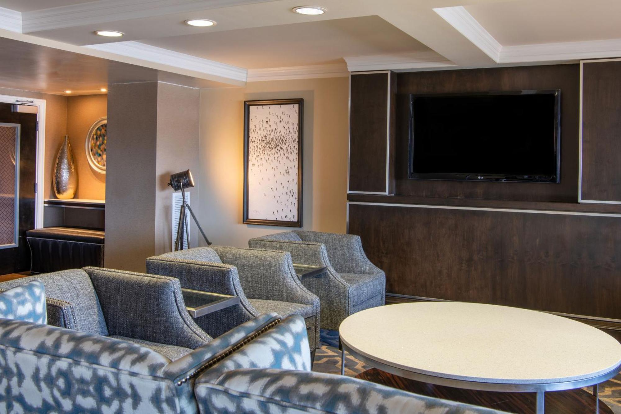 Hotel Sheraton Mission Valley 4*