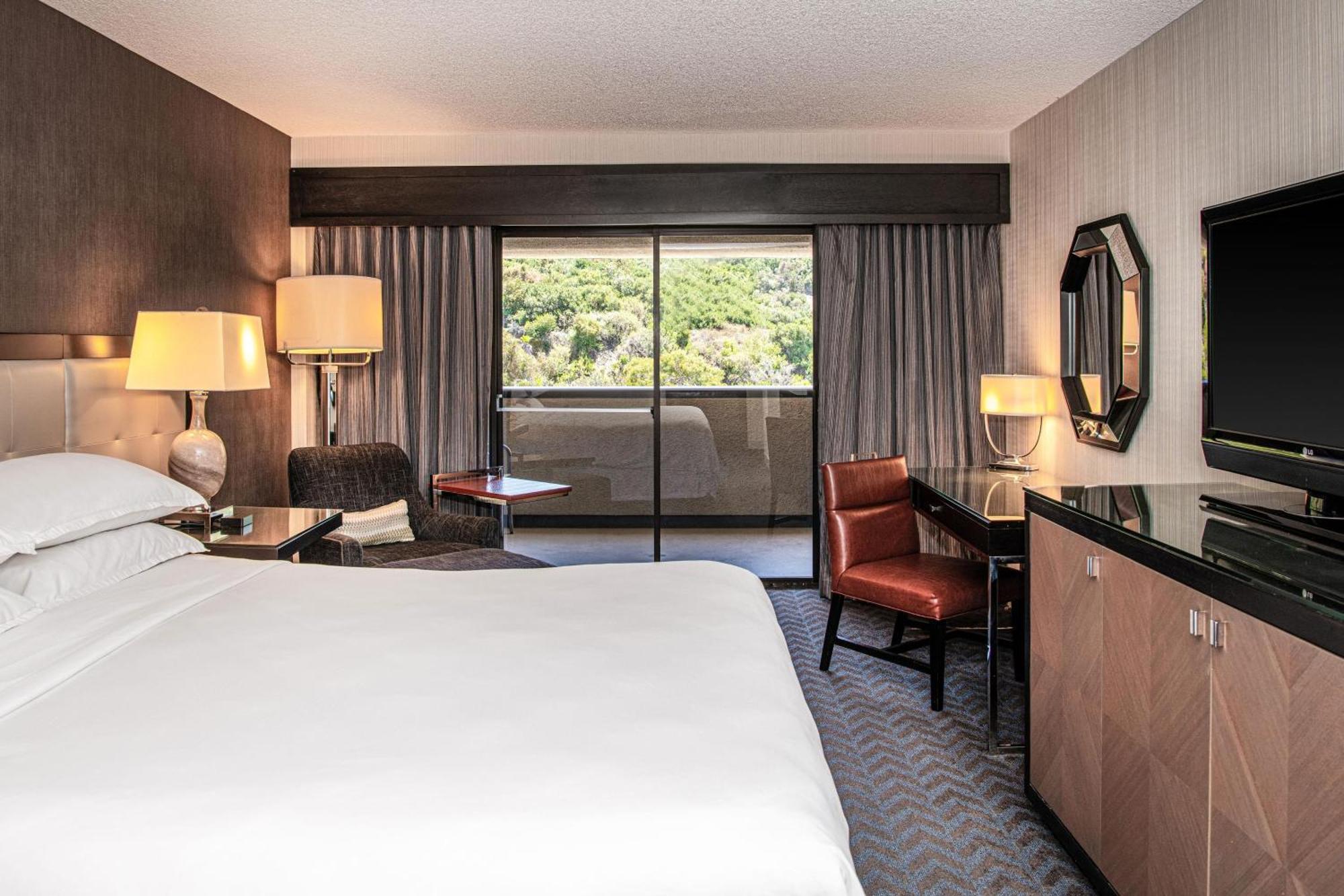 Sheraton Mission Valley Hotel