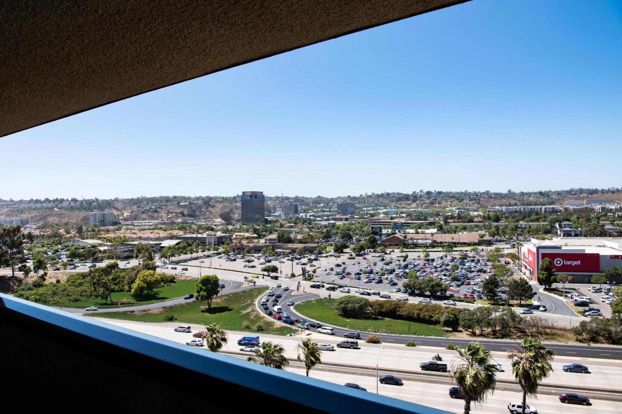 Sheraton Mission Valley Hotel