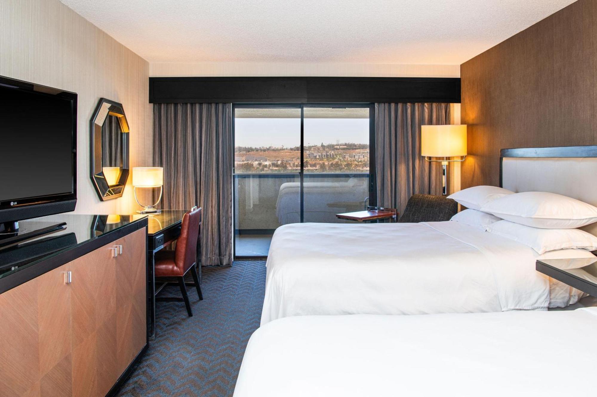 Sheraton Mission Valley Hotel 4*