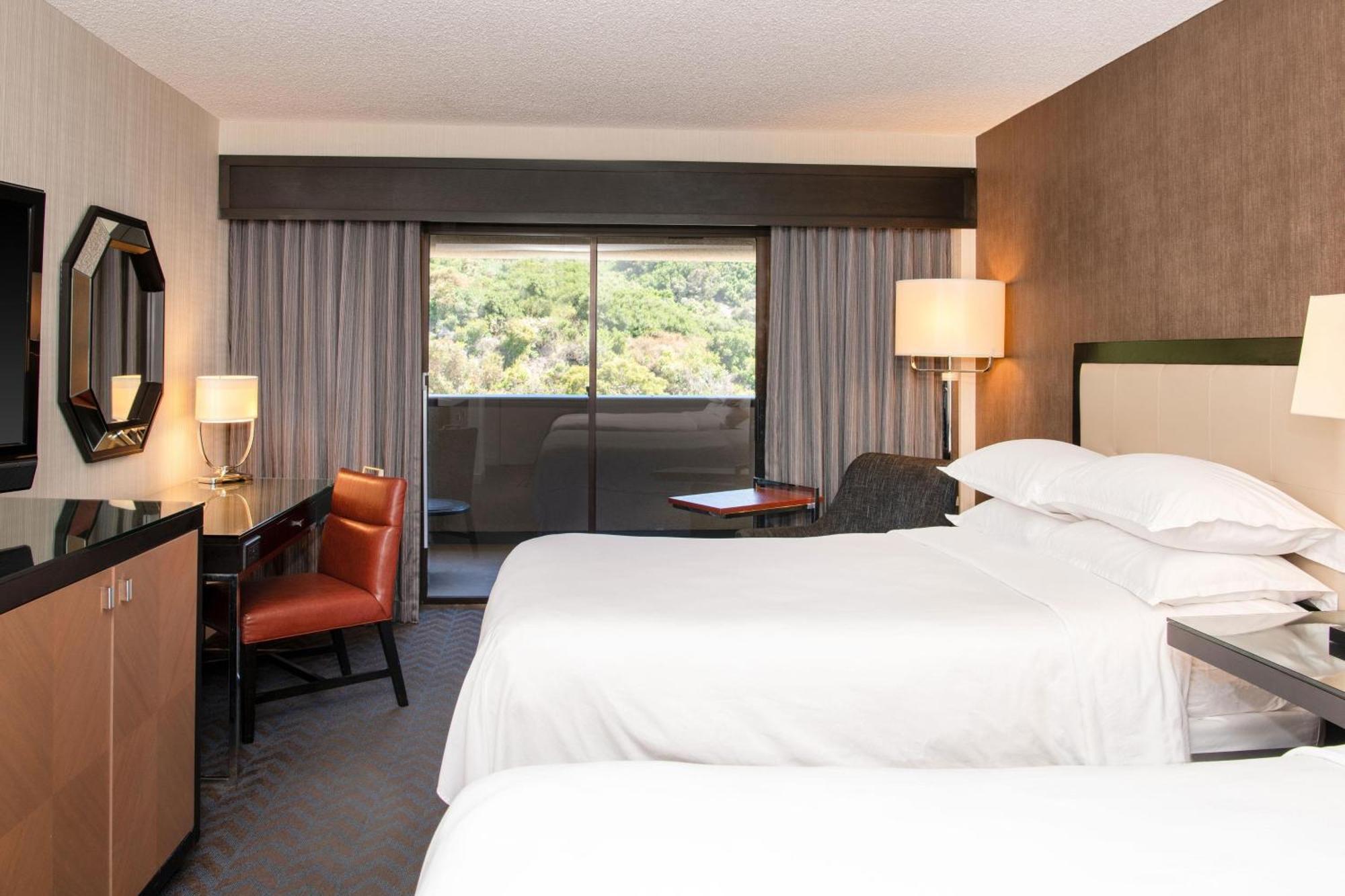 Hotel Sheraton Mission Valley 4*