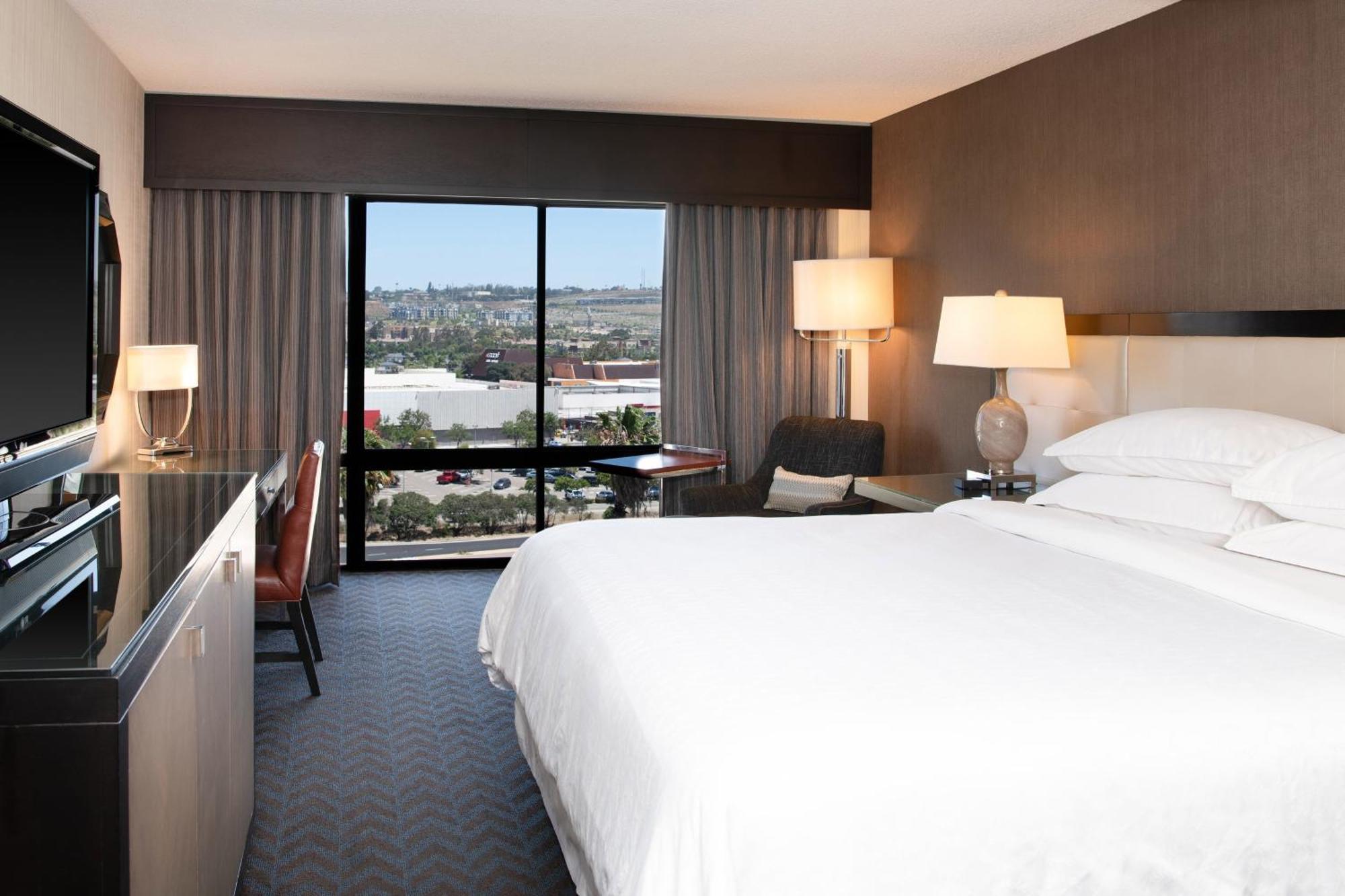 Sheraton Mission Valley Hotel 4*
