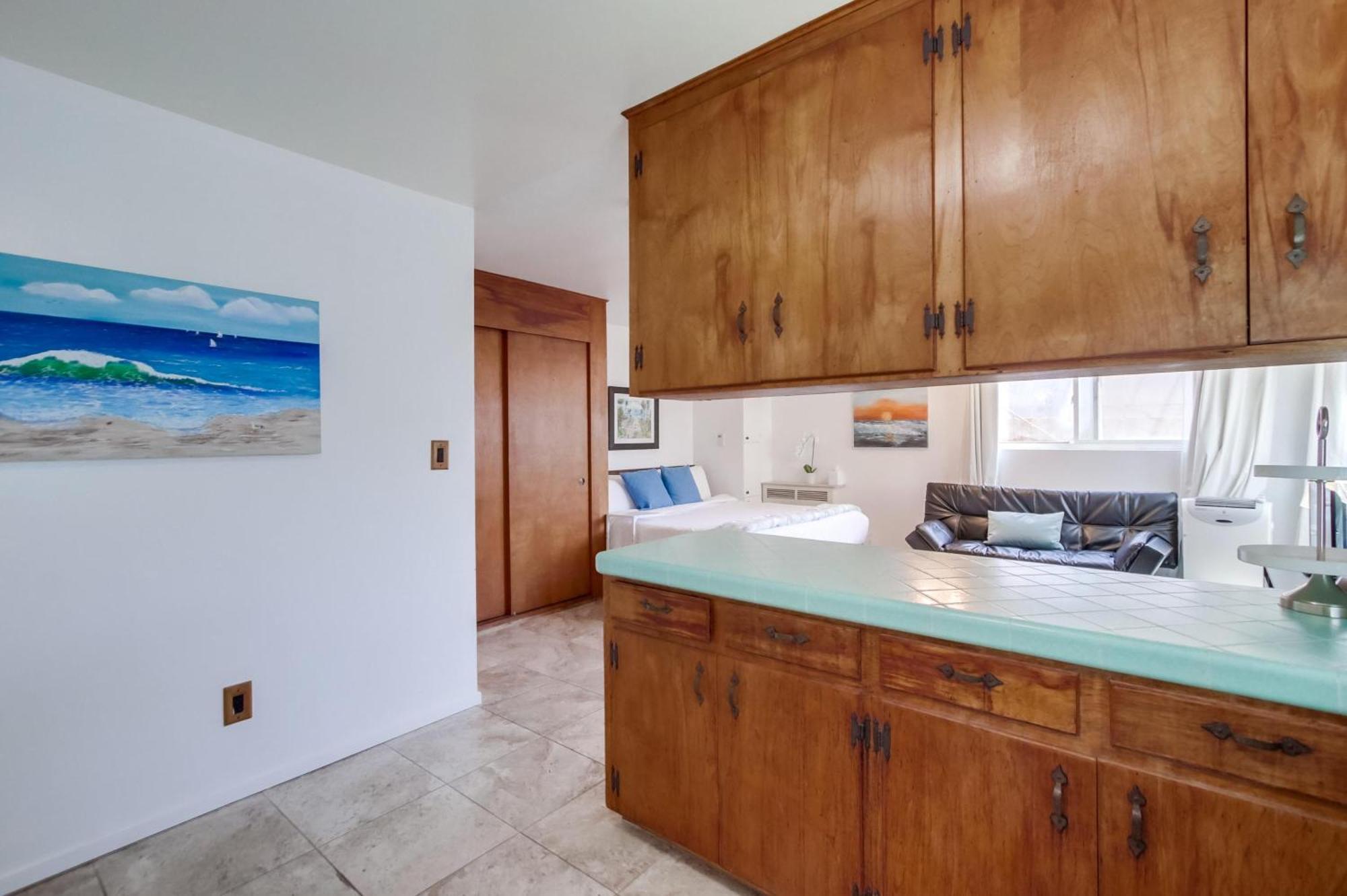 Tidal Wave 3 Brand New Listing! San Diego