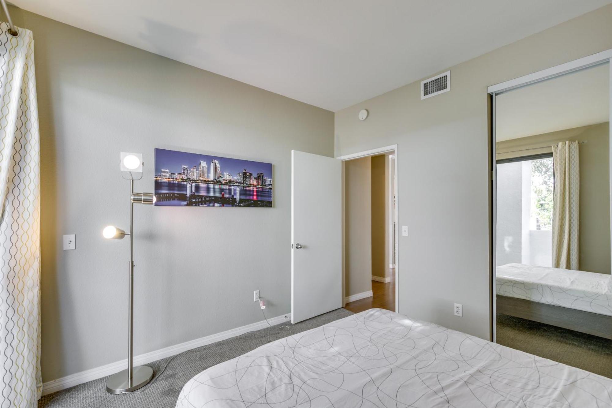Apartment Downtown 1 Mi To Gaslamp Quarter