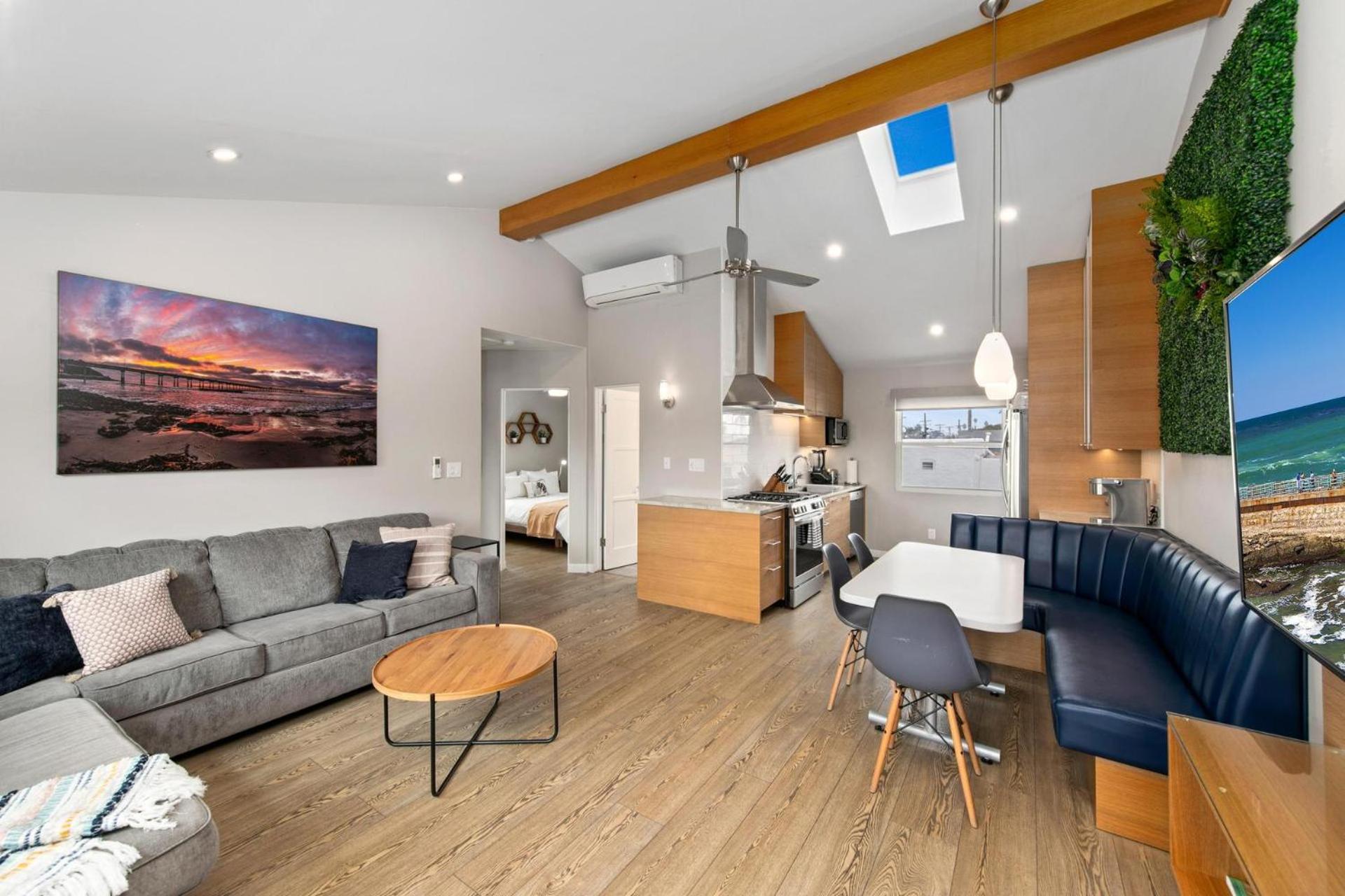 7bd Family, Event Friendly, 2 Blocks To Beach, Boardwalk *