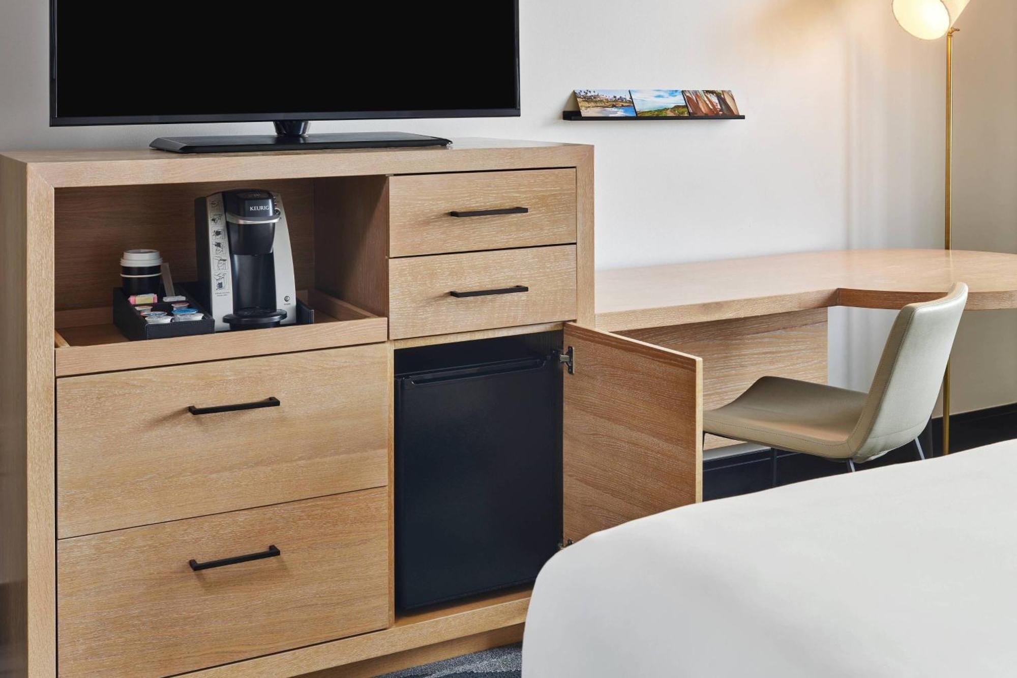 Republic San Diego, Autograph Collection Hotel
