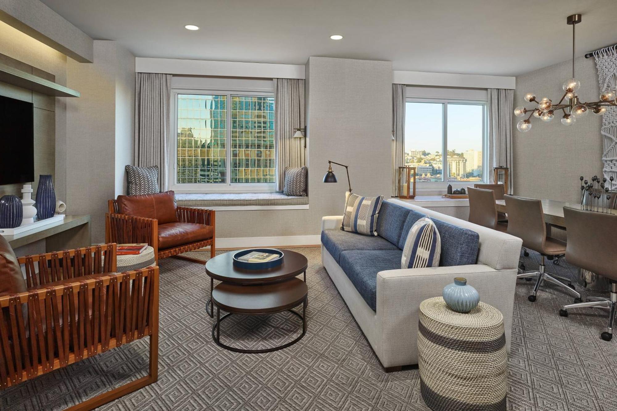 Republic San Diego, Autograph Collection Hotel 4*
