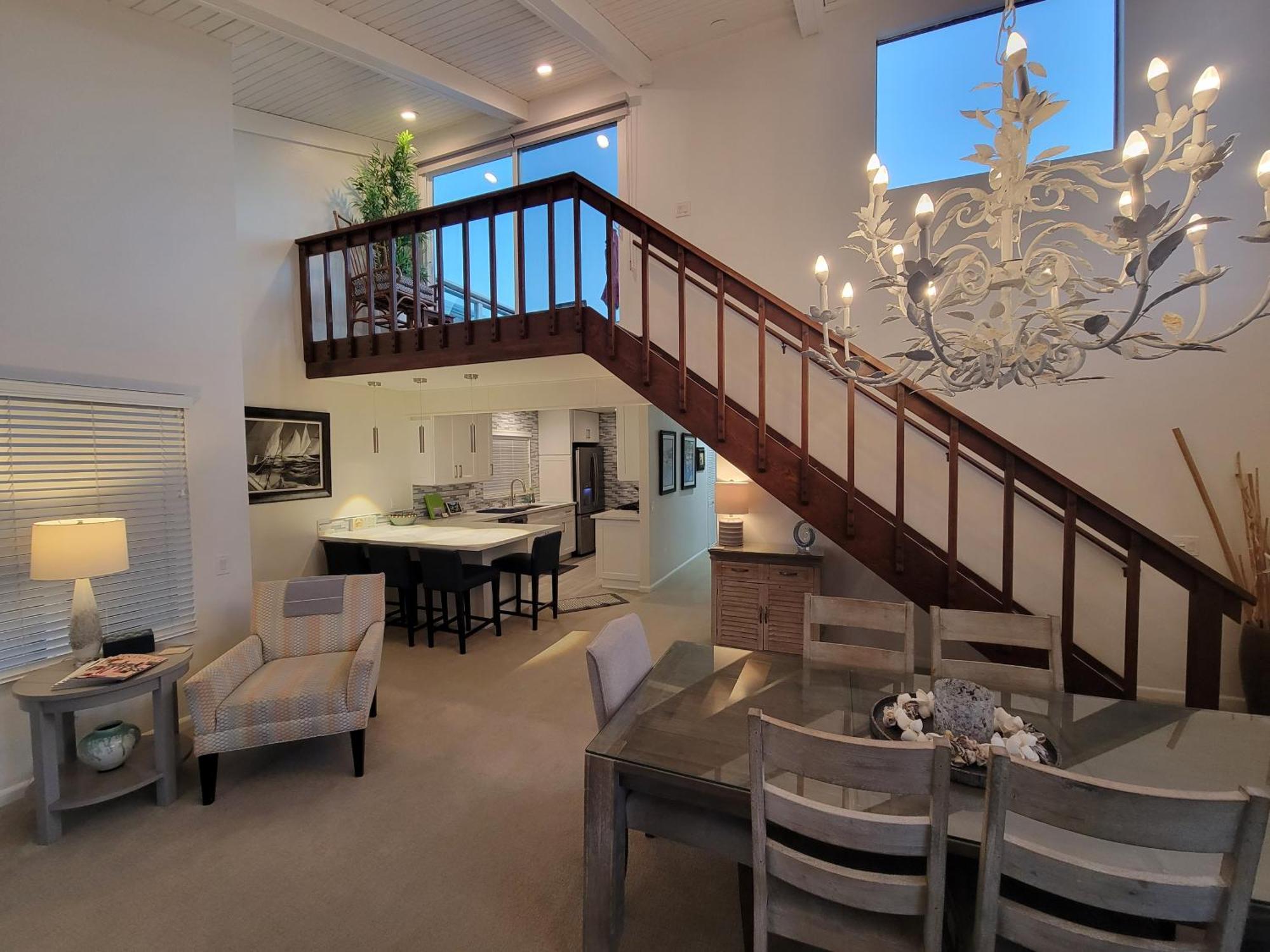 Luv Oceanside Views-1 House To Beach, Boardwalk And Waves-spacious Rooftop Sun Deck-plus King Beds Too! San Diego