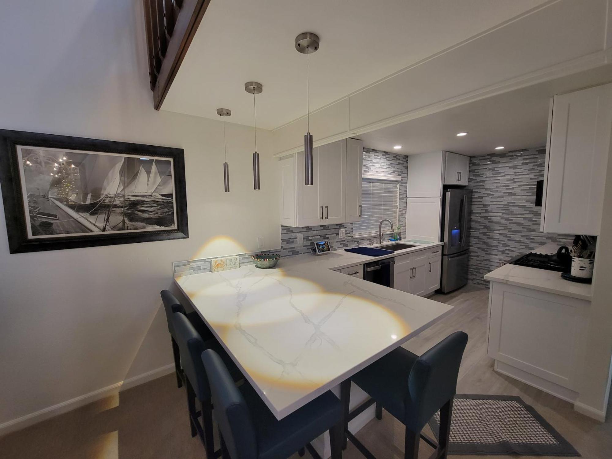 Luv Oceanside Views-1 House To Beach, Boardwalk And Waves-spacious Rooftop Sun Deck-plus King Beds Too! * San Diego