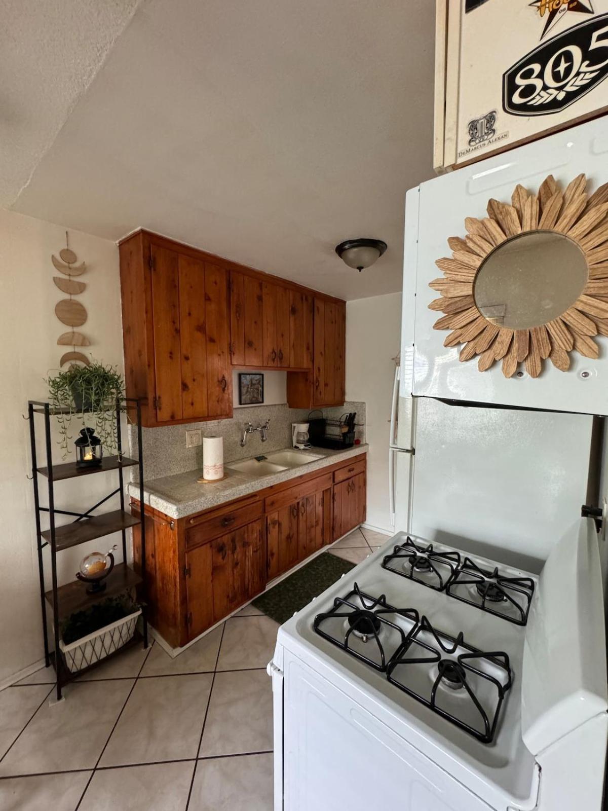 Macrame Lovers Little Italy Apartment San Diego