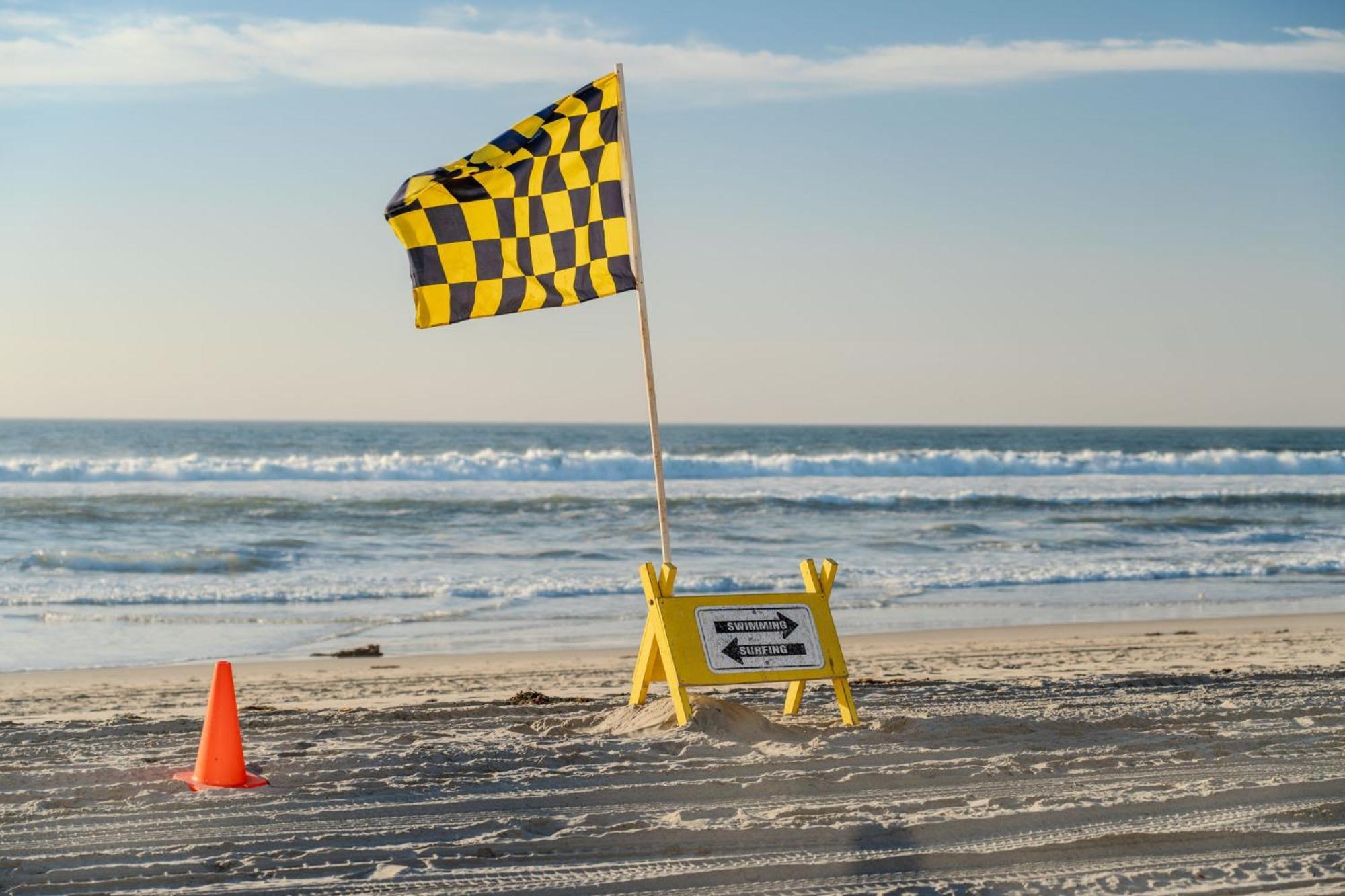 Navigate Front Row To Paradise Holiday home *