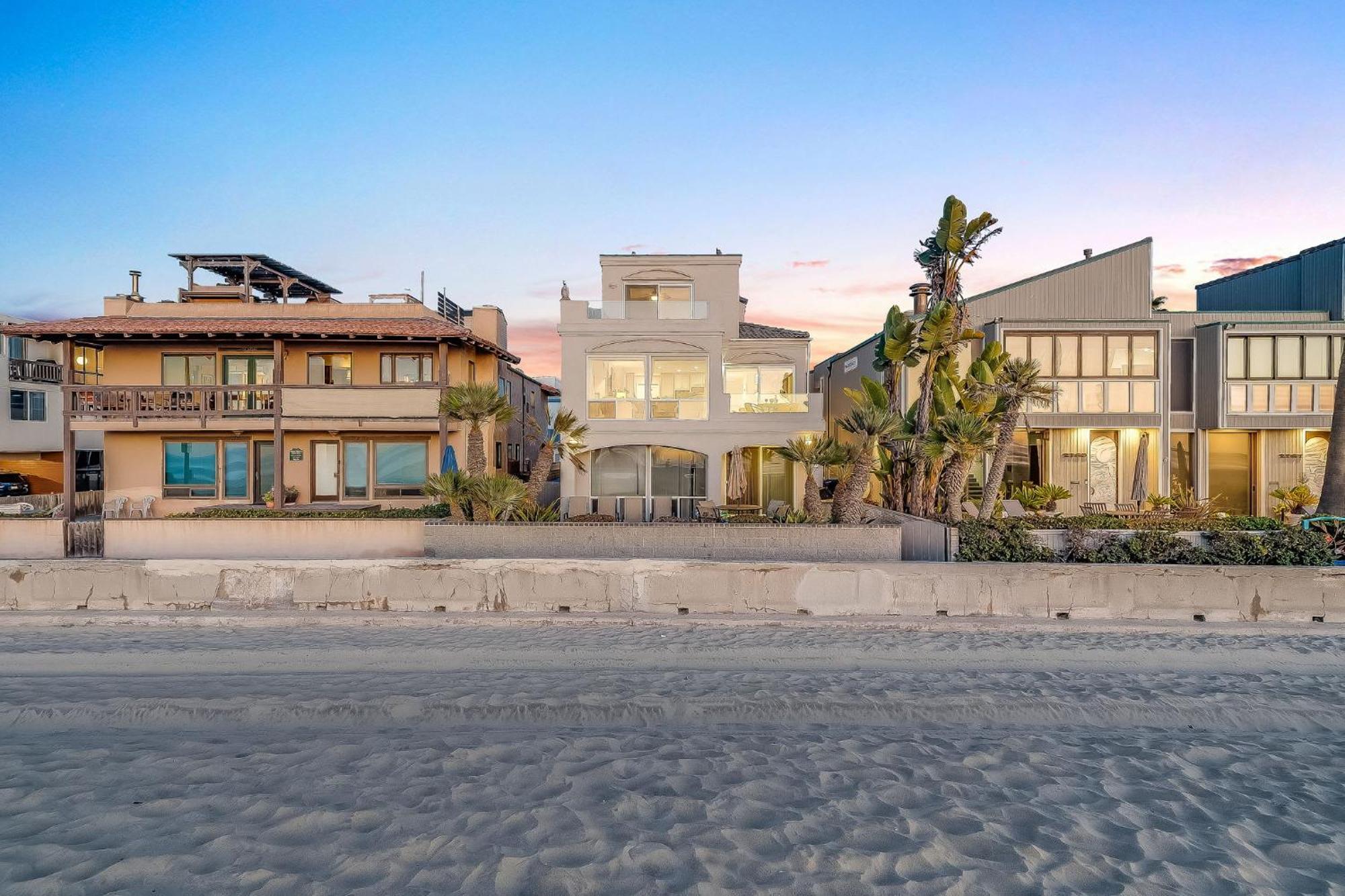 Holiday home Navigate Front Row To Paradise *