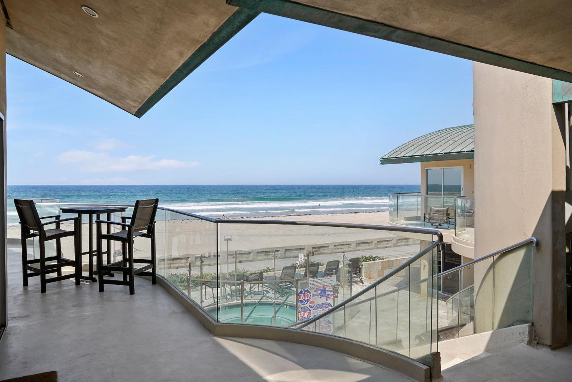 S3443 - Surfrider I * San Diego