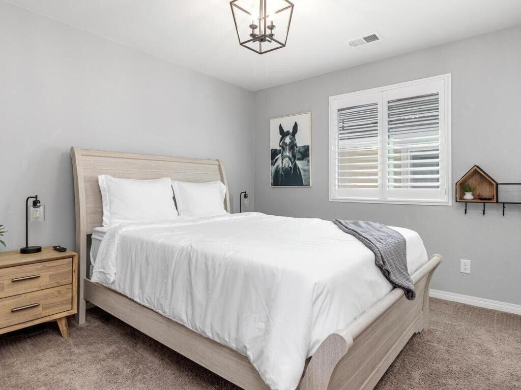 Need Is 4 Beds And A Luxury Yard San Diego