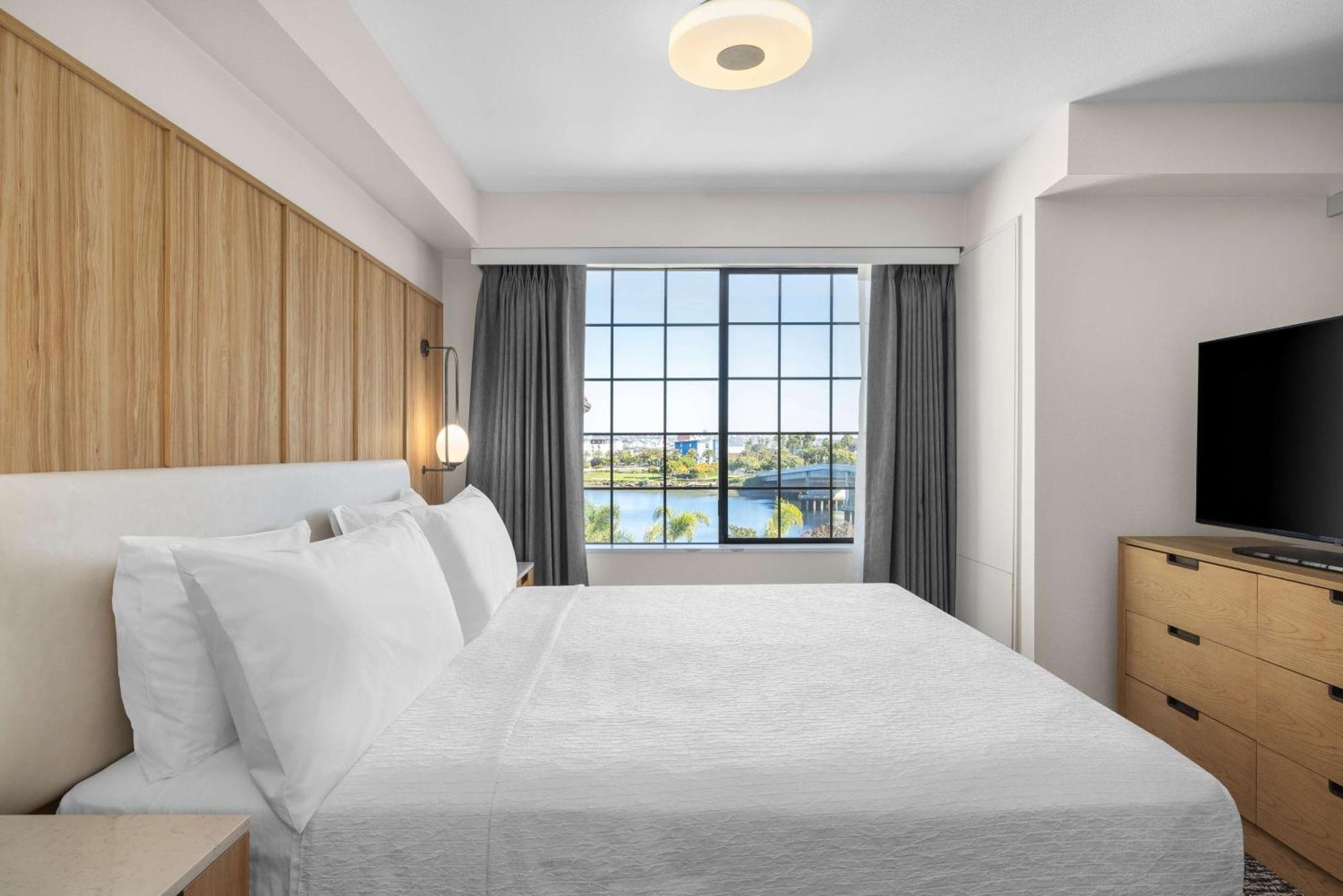 Homewood By Hilton Airport-liberty Station Hotel San Diego