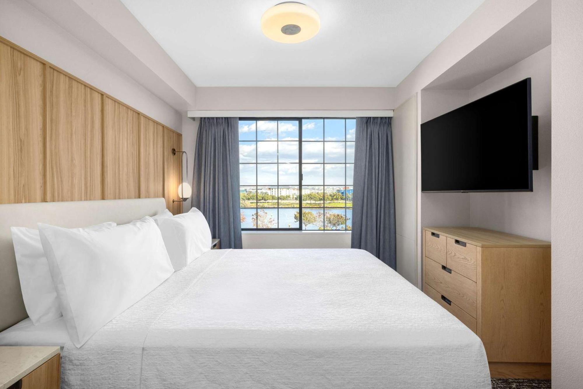 Hotel Homewood By Hilton Airport-liberty Station