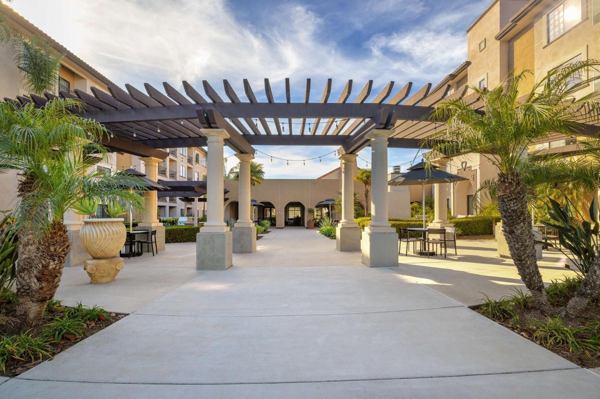 Hotel Homewood By Hilton Airport-liberty Station