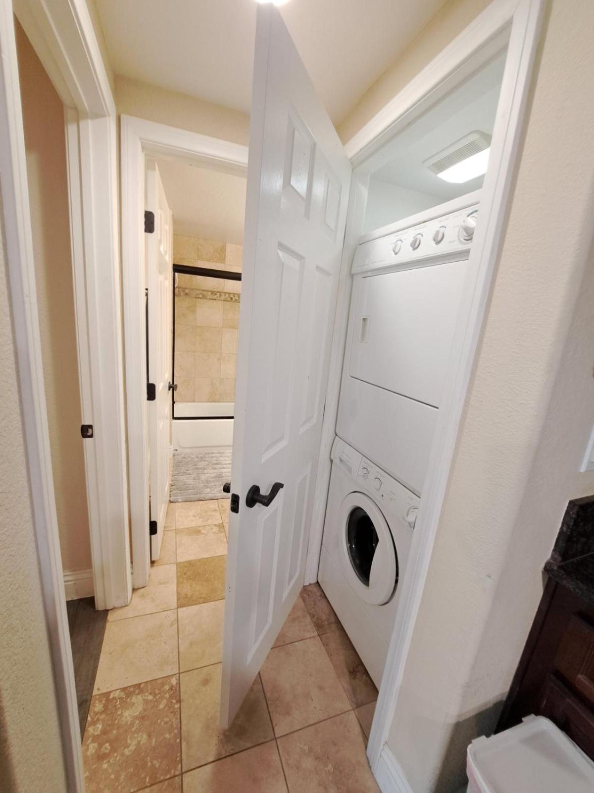 Venetian Vacation La Jolla One Bedroom Luxury Furnished Near And Utc Mall Apartment