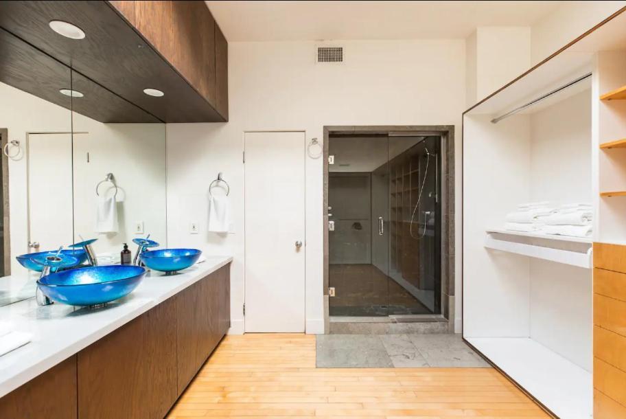 Tucasa Luxury 4 Story In Downtown Little Italy * San Diego
