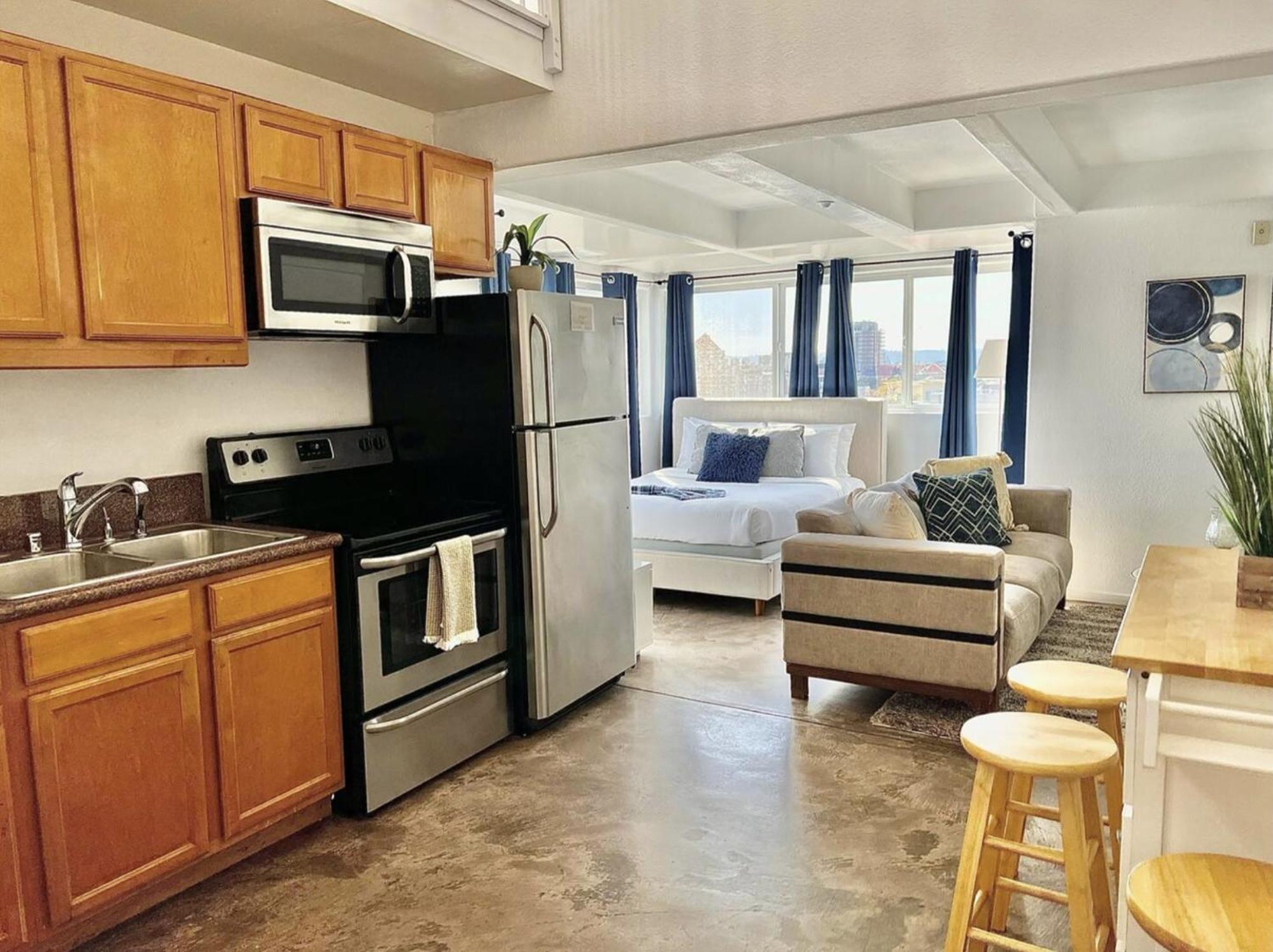 Aparthotel Little Italy Modern Lofts 3*