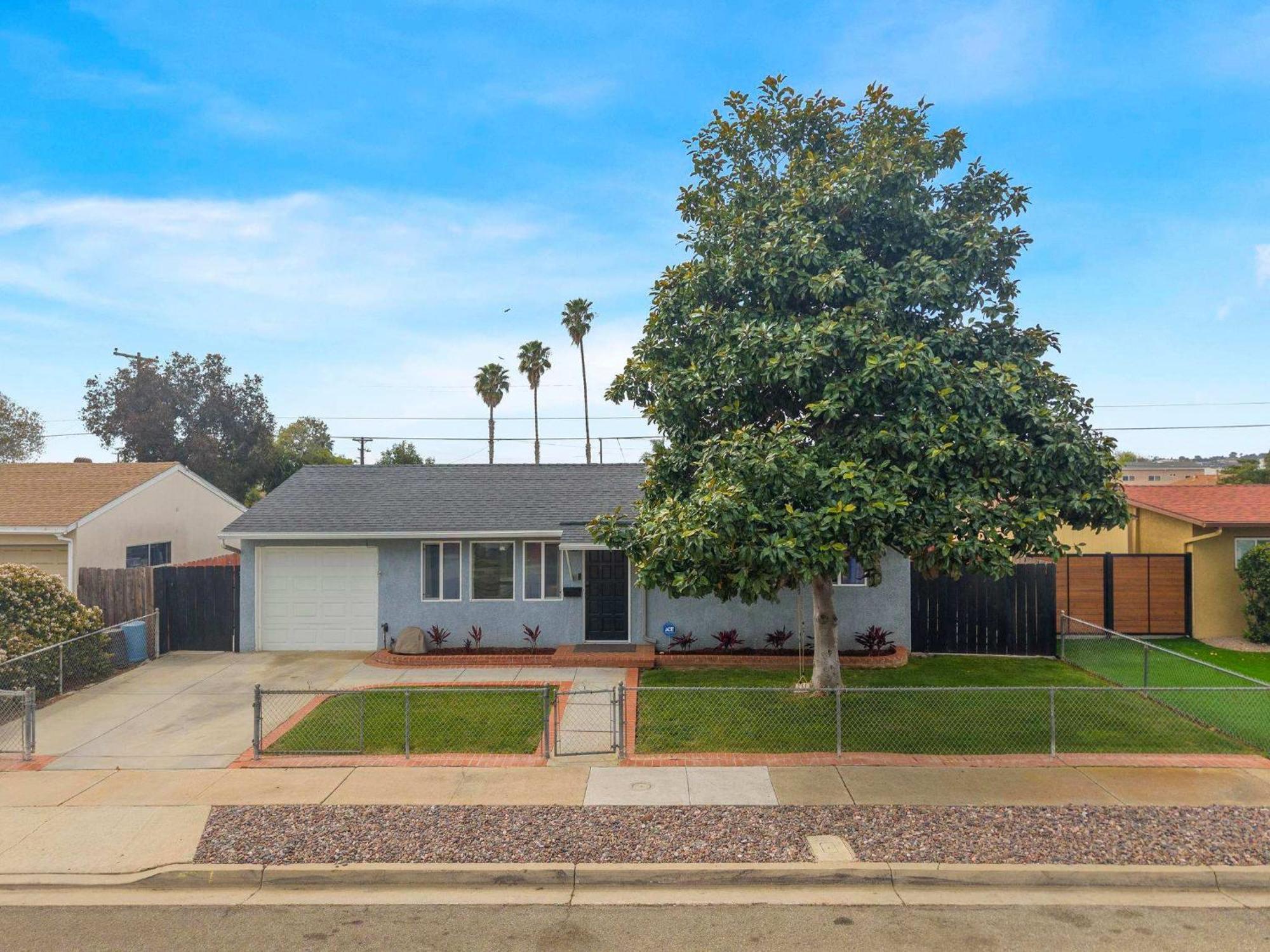 Spacious 4br Outdoor Kitchen Hot Tub & Fun Holiday home San Diego
