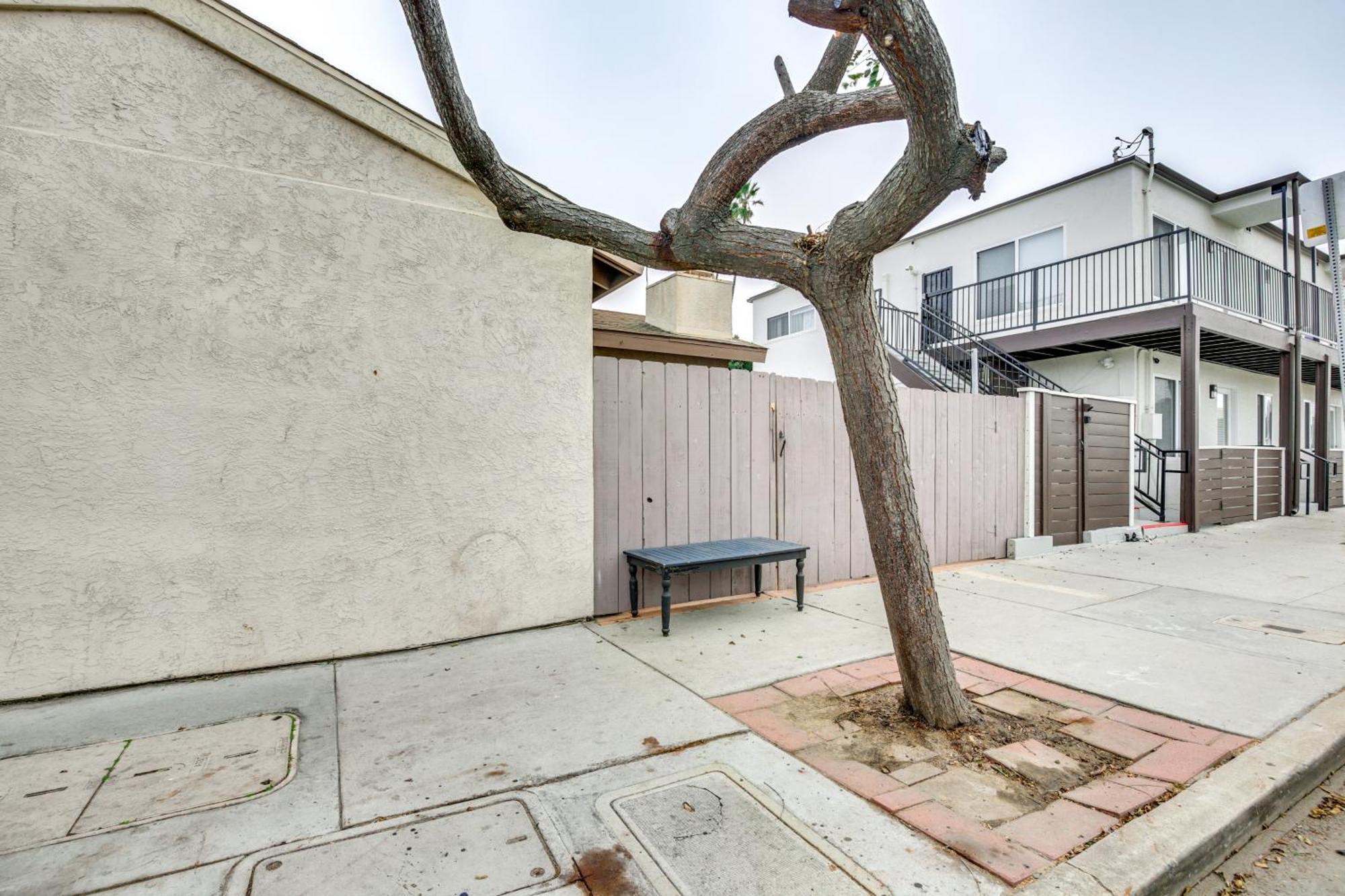 With Patio Steps To Ocean Park Holiday home *