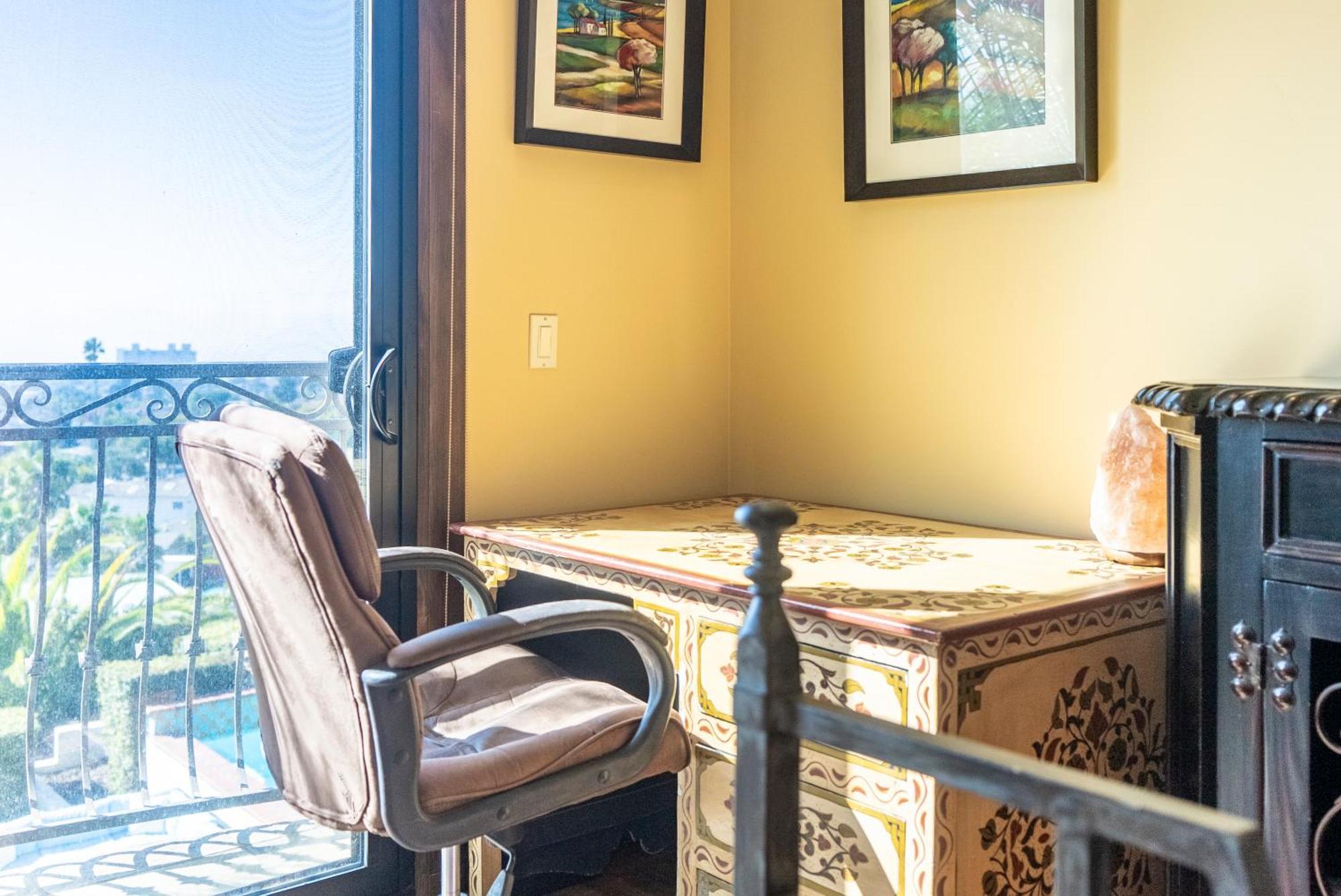 Homestay Castillo De Windsor San Diego