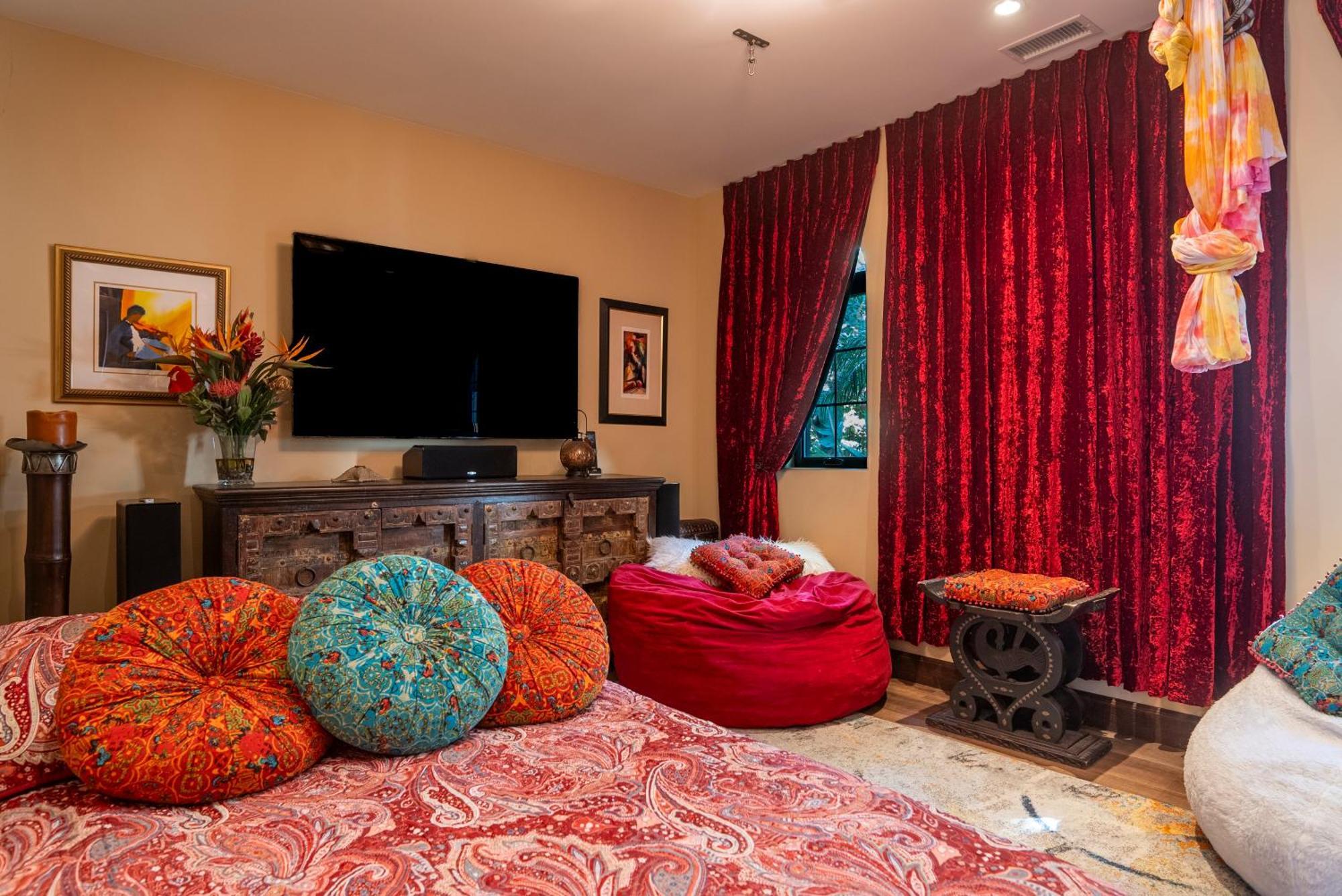 Homestay Castillo De Windsor San Diego