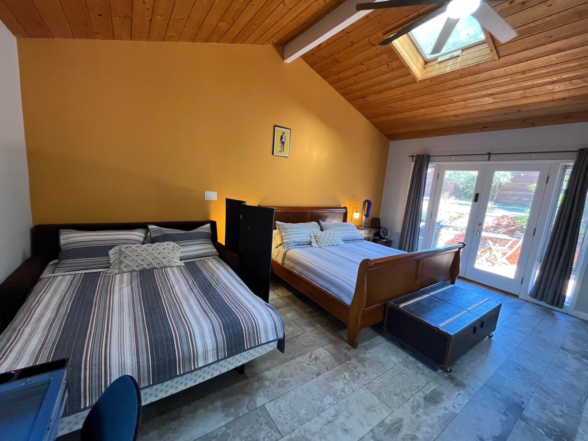 Holiday home On Site Parking King Master Ucsd Walk *