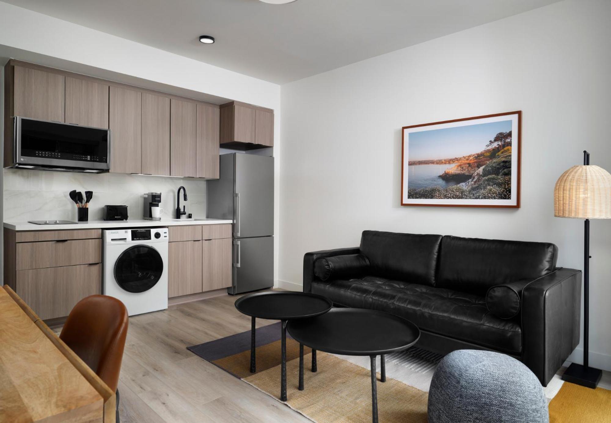 Sentral Gaslamp Quarter 4*