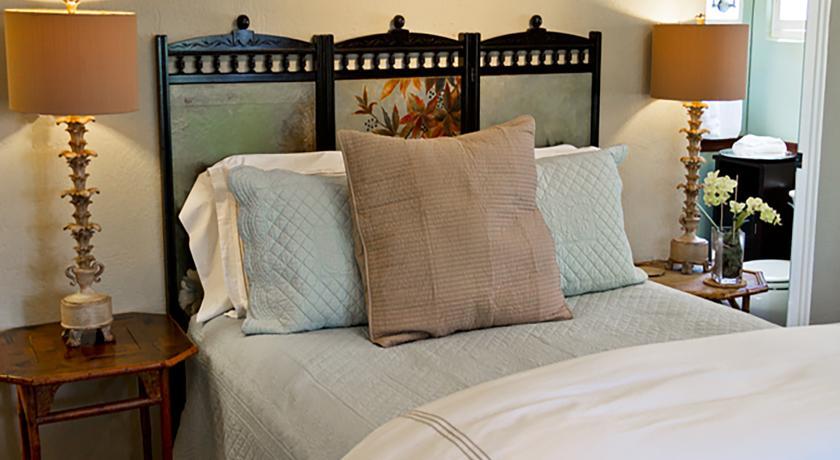 The At La Jolla Bed & Breakfast 4*