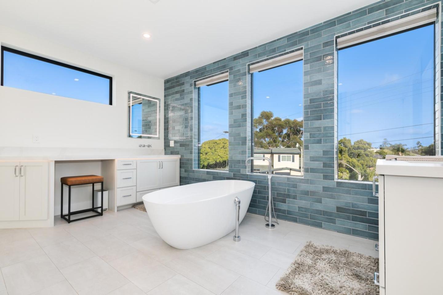 Luxury Pool Haven Scenic Views And Summer Fireworks *
