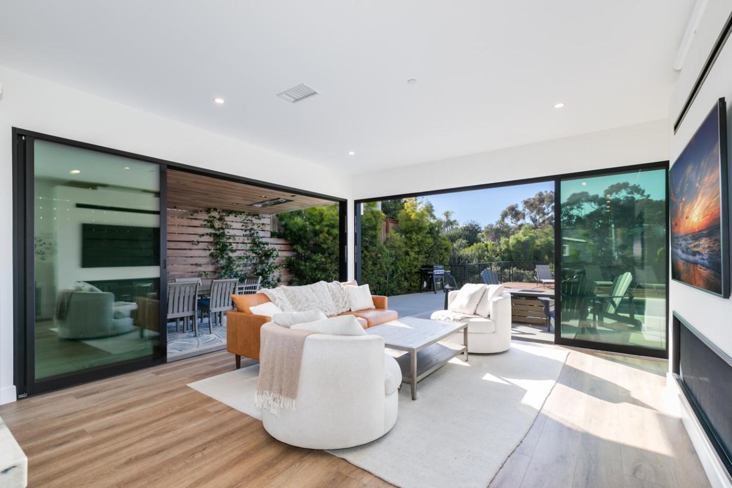 Luxury Pool Haven Scenic Views And Summer Fireworks Villa