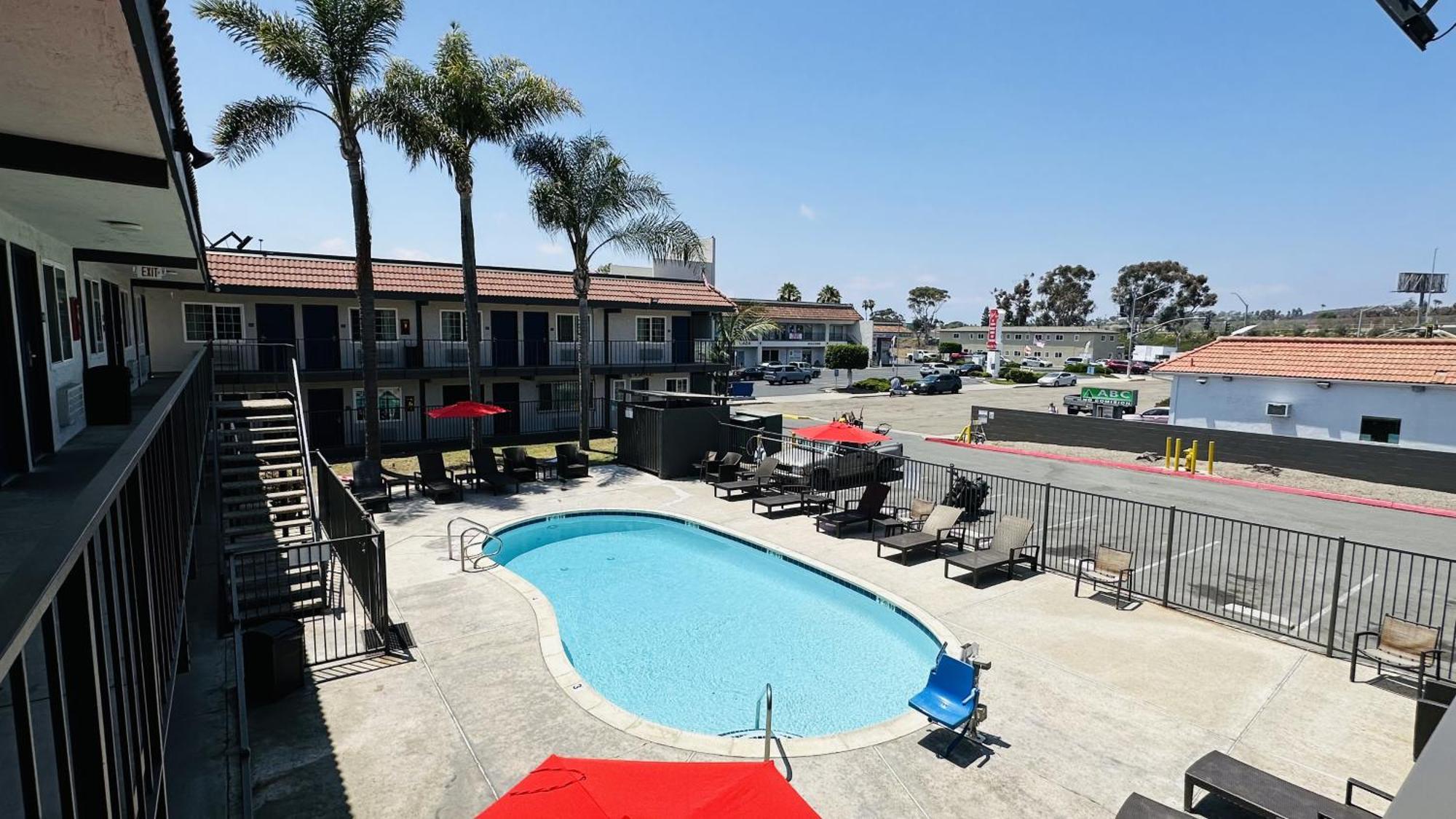 6 San Ysidro Ca South Bay Hotel