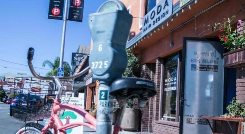 Ith Colive Balboa Park Hostel *