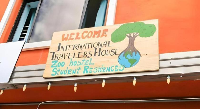 Ith Colive Balboa Park Hostel *